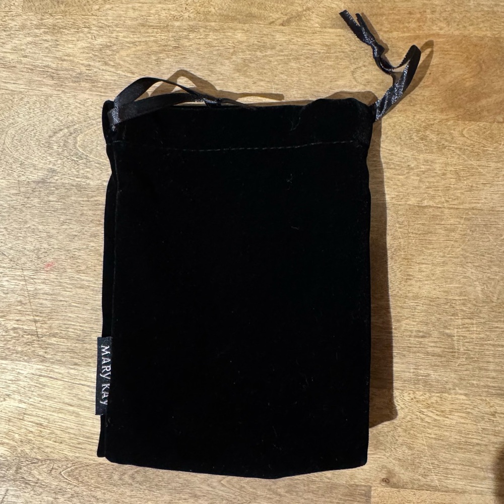 New Mary Kay Velvet Black Drawstring Makeup Bag/ Pouch